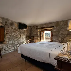 Tugasa La Hotel